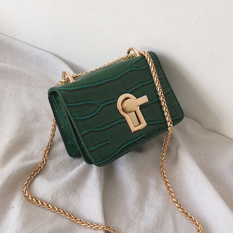VerdeVogue™ Croc-Embossed Mini Chain Bag | Emerald Green Evening Clutch