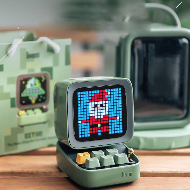 RetroVibe™ Pixel Art Bluetooth Speaker & Desktop Companion