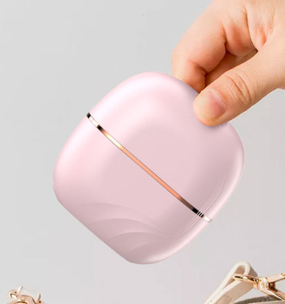 SilkGo™ Mini Cordless Hair Smoother | The Instant Frizz Fixer